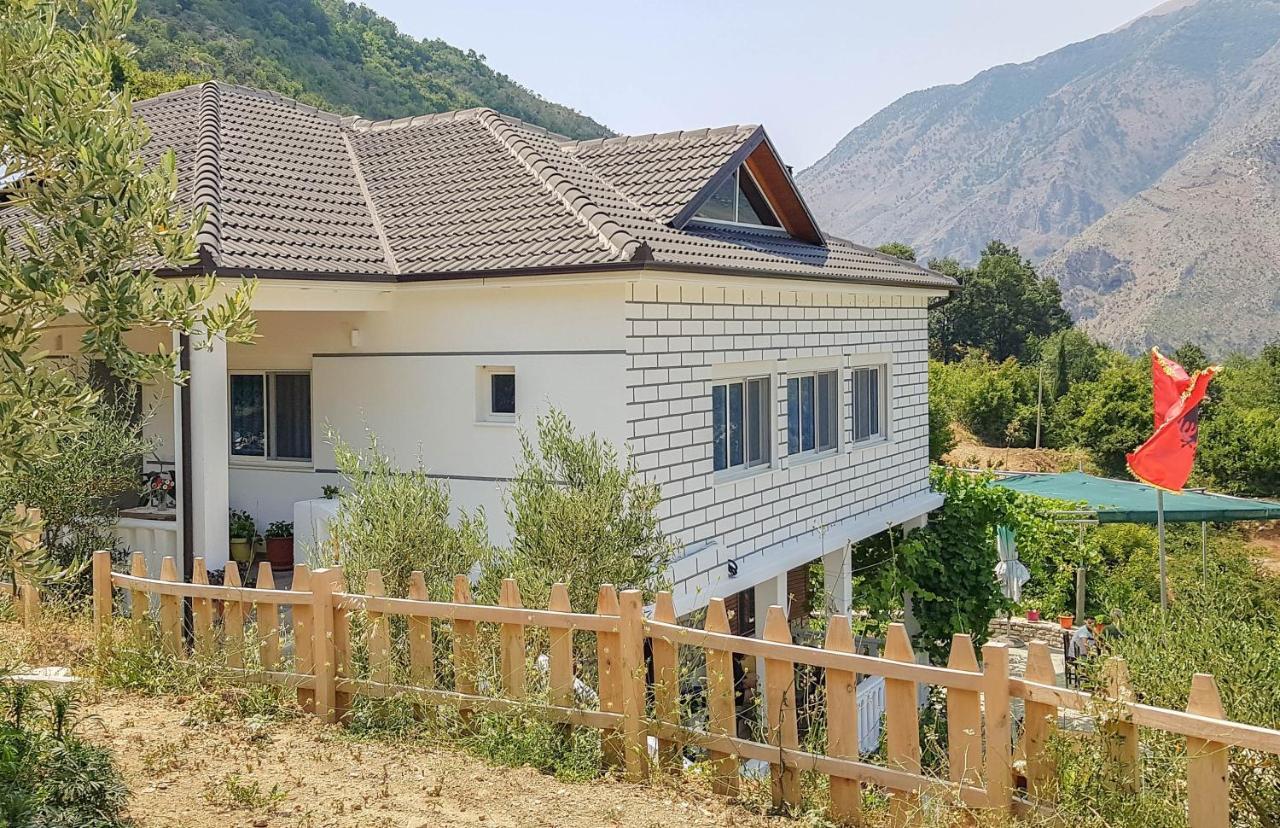Villa Goliku Peshtan Exterior foto